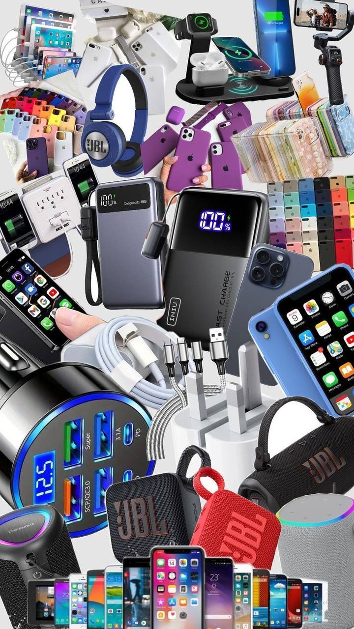 Phone accessories display